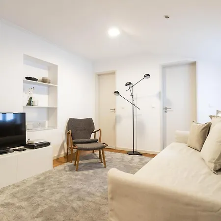 Living Bairro Alto V Apartment *