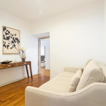 Living Bairro Alto V *